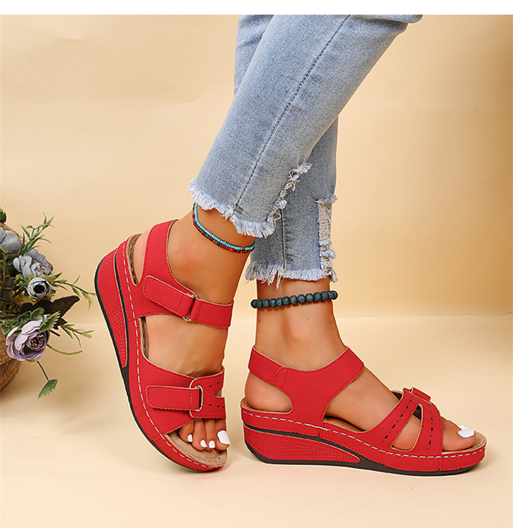 Molly | Adjustable Cushioned Strap Sandals